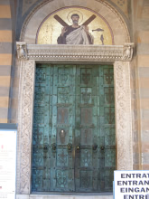 le portail de la basilique d'Amalfi
